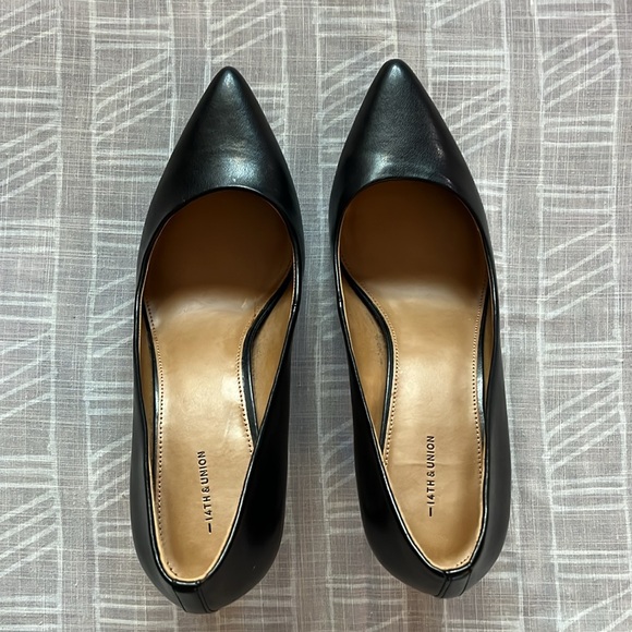 14th & Union Black Faux Leather Heels - Picture 4 of 7